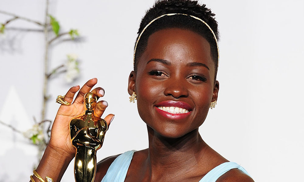 Holly Blacks, lupita nyongo, oscar 2014, best movie, ultimate spotlight, ultimate spotlight magazine, usl magazine, uslmagazine.com, uslmag.com, usl mag, uslmag, atlanta entertainment magazine, baltimore entertainment magazine, d.c. entertainment magazine