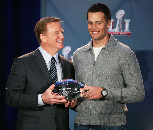 tom brady, roger goddell, superbowl 51, mvp trophy, houston, ultimate spotlight, ultimate spotlight magazine, usl magazine, uslmagazine.com, uslmag.com, usl mag, uslmag, atlanta entertainment magazine, baltimore entertainment magazine, d.c. entertainment magazine