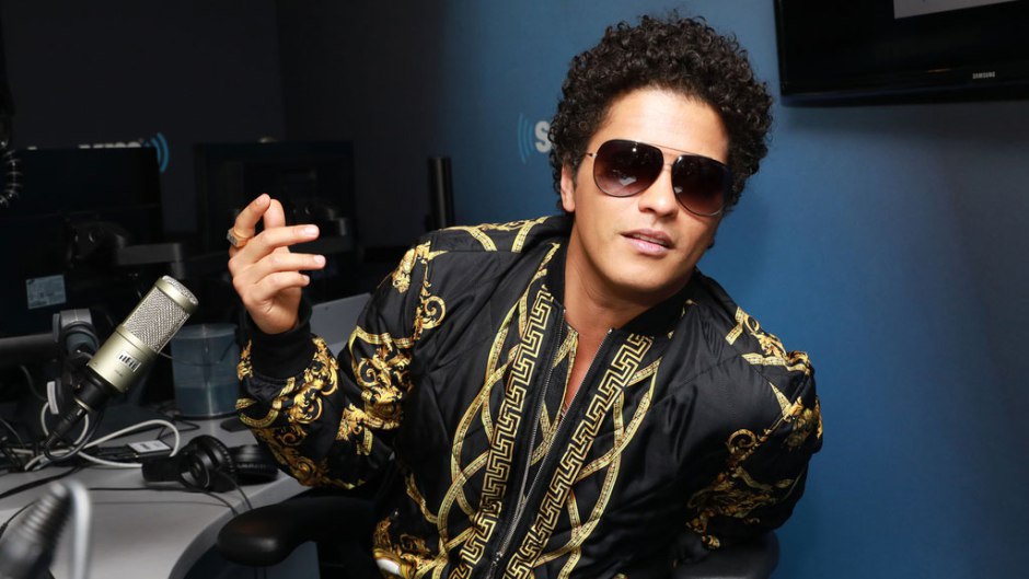 bruno mars, diana ross, whitney huston, amas, american music awards, amas 2017, entertainment, music, news, usl magazine, ultimate spotlight magazine, uslmag, uslmag.com, 1pkc media, impk studios, patrick a kelly, atlanta music scene, atlanta music magazines, atlanta entertainment magazines